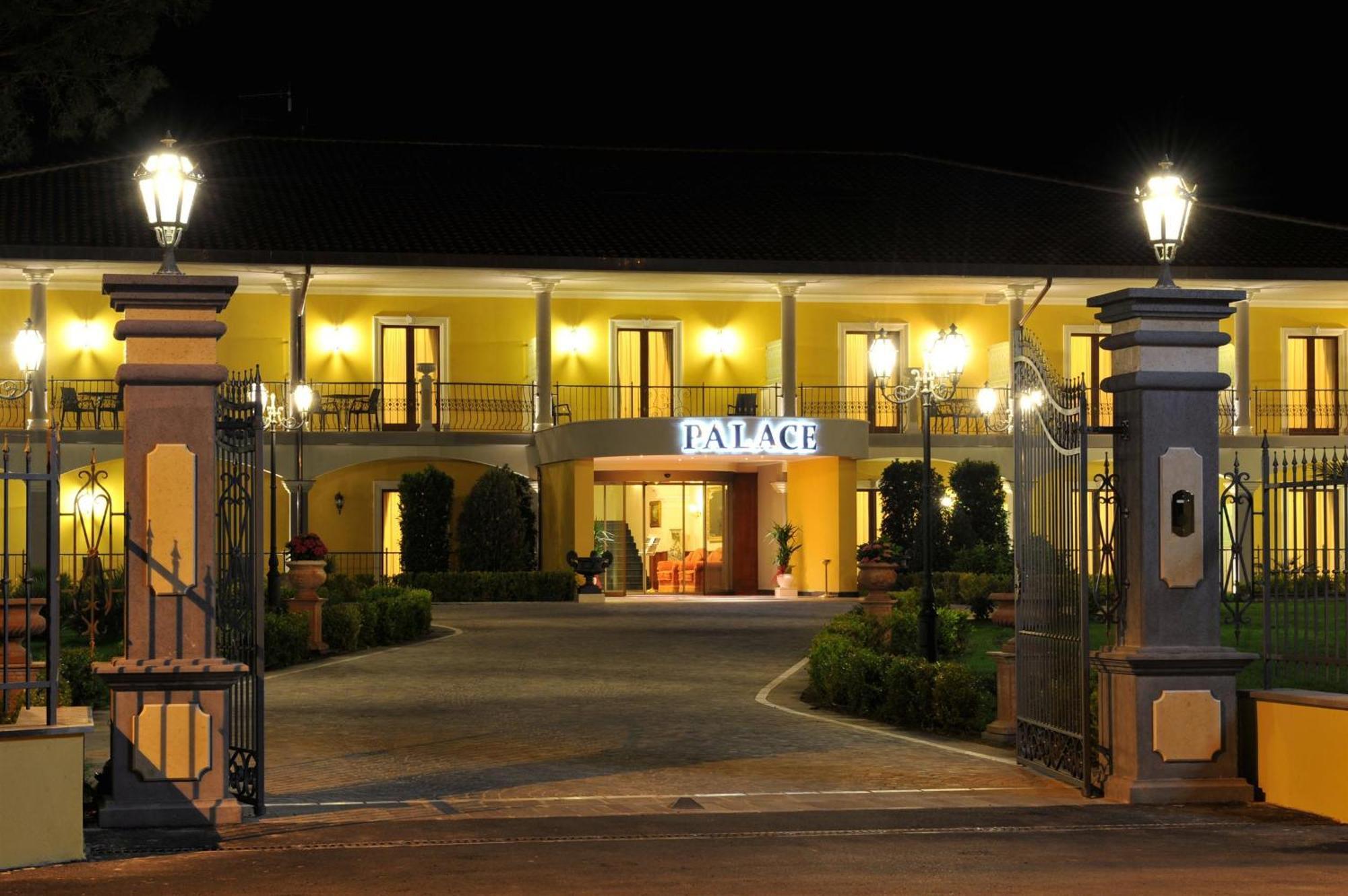 Hotel Lido - Beach And Palace Bolsena Exterior photo