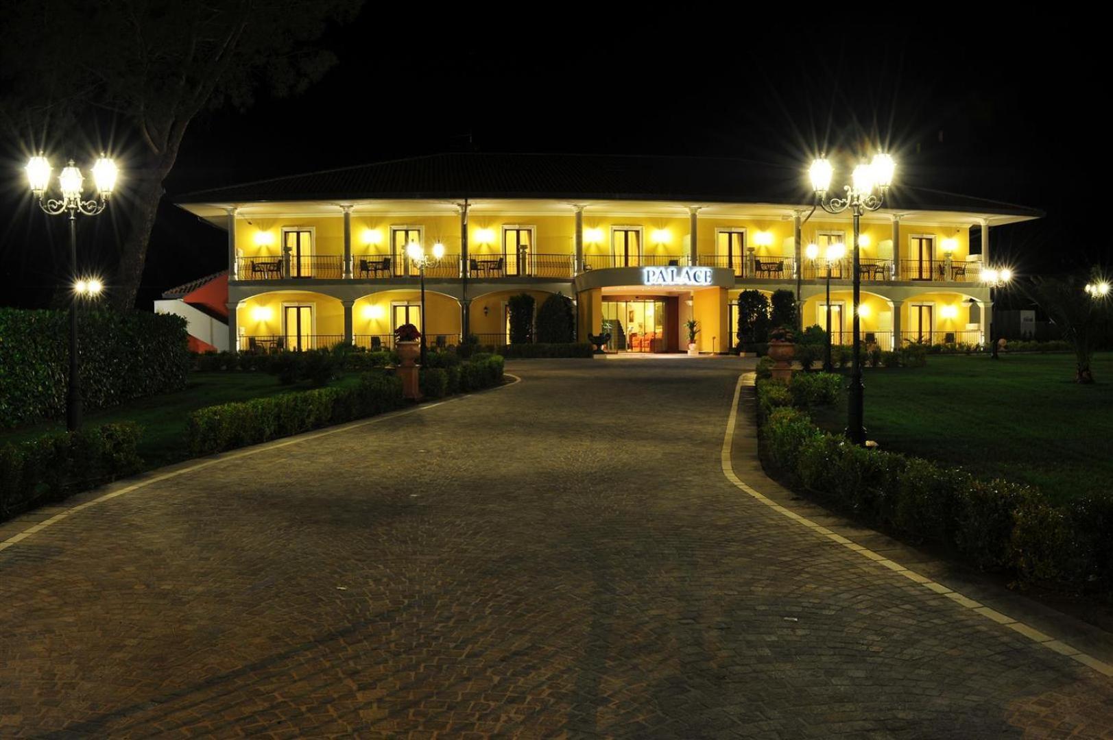 Hotel Lido - Beach And Palace Bolsena Exterior photo