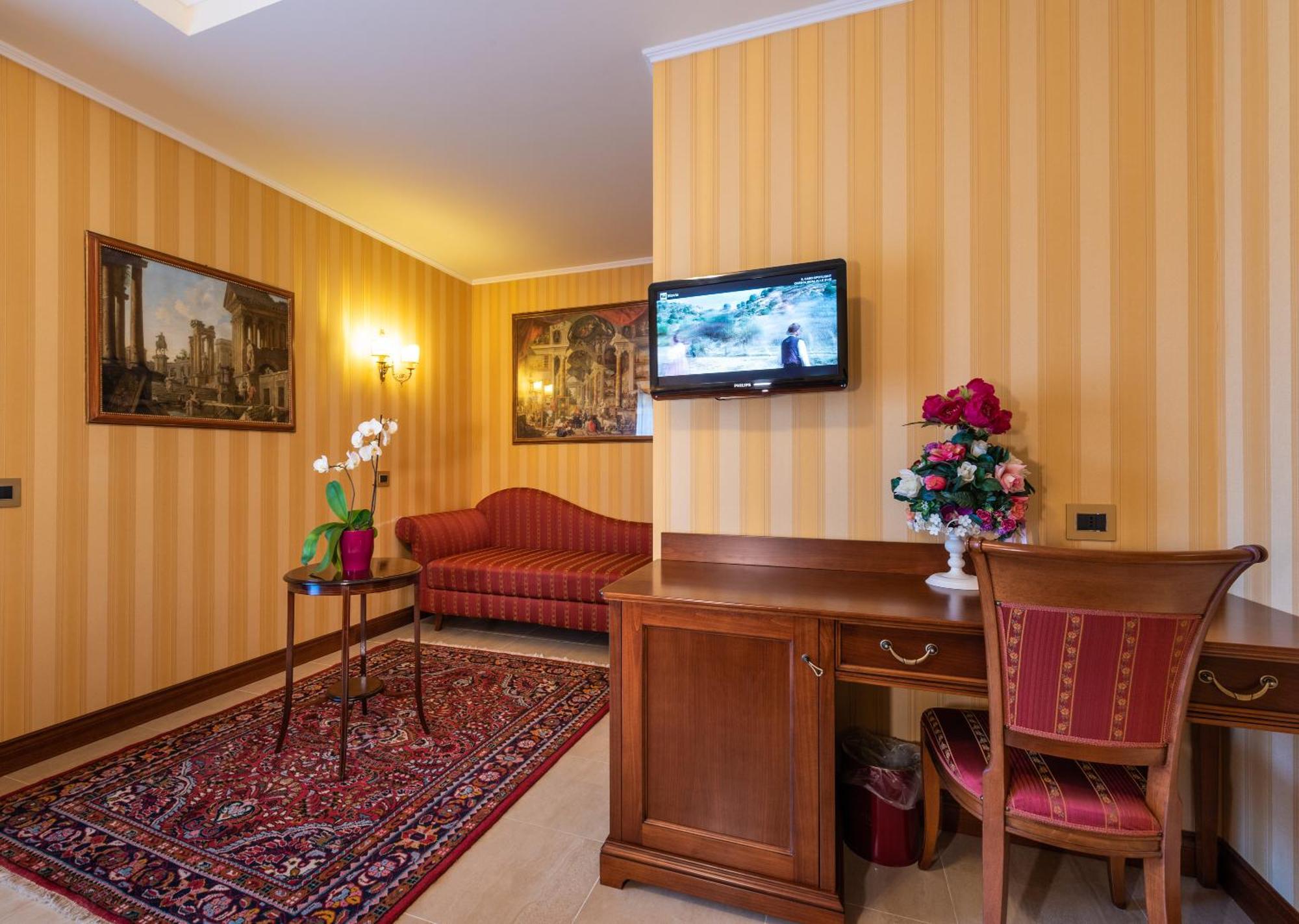 Hotel Lido - Beach And Palace Bolsena Exterior photo