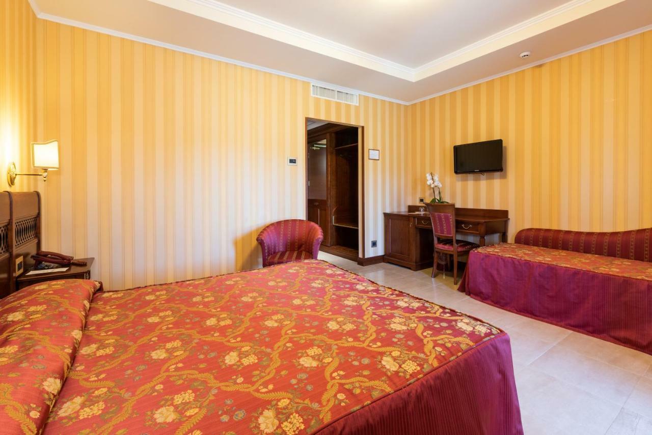 Hotel Lido - Beach And Palace Bolsena Exterior photo